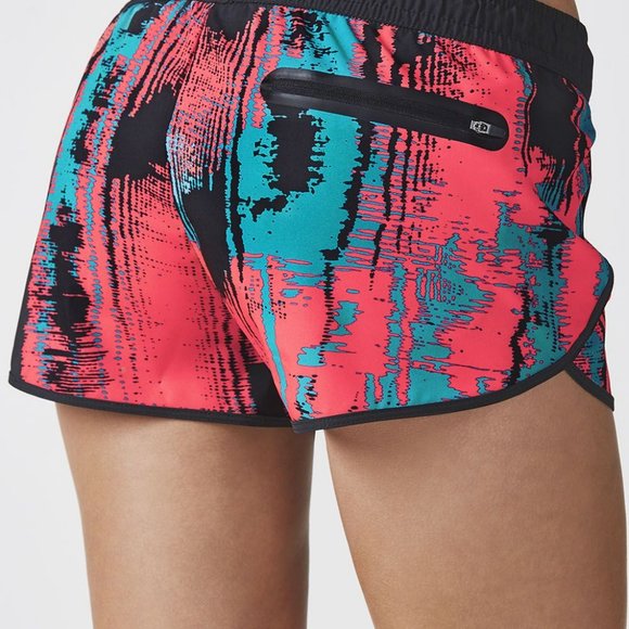 Fabletics shorts Large Carrie II Heat Wave Print Black athletic gym running - Picture 12 of 12